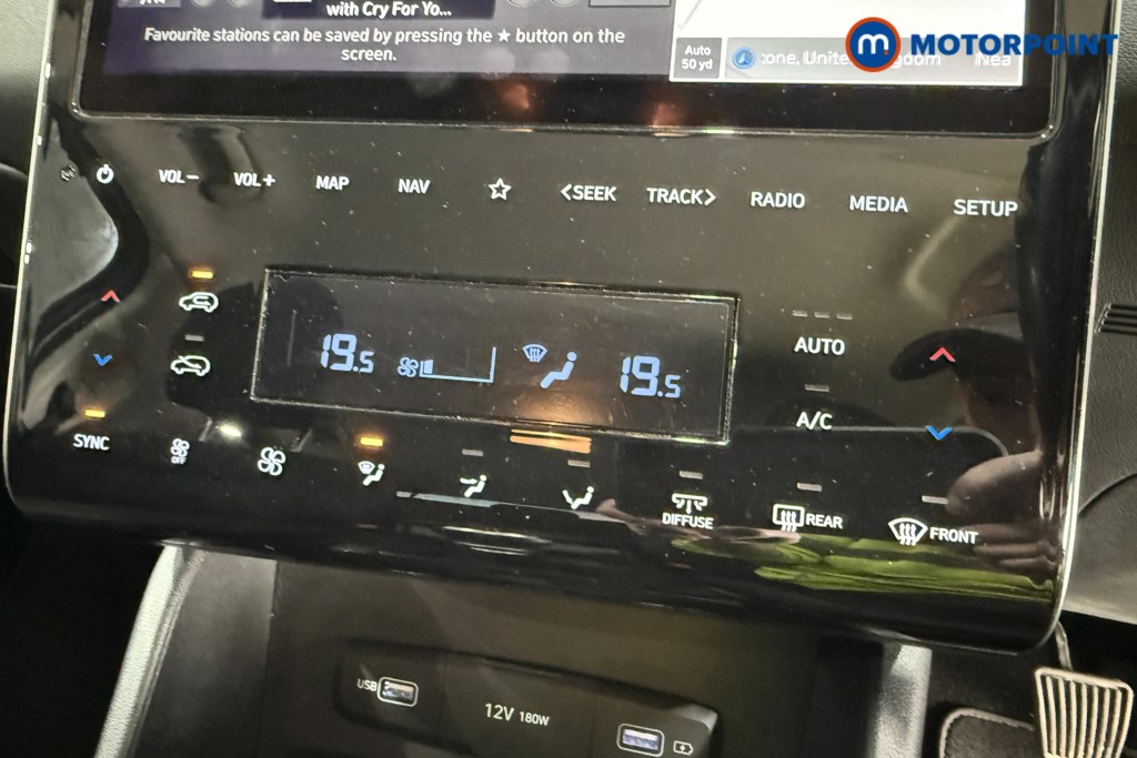 Hyundai Tucson Se Connect Manual Petrol SUV - Stock Number (1621341) - 12th supplementary image