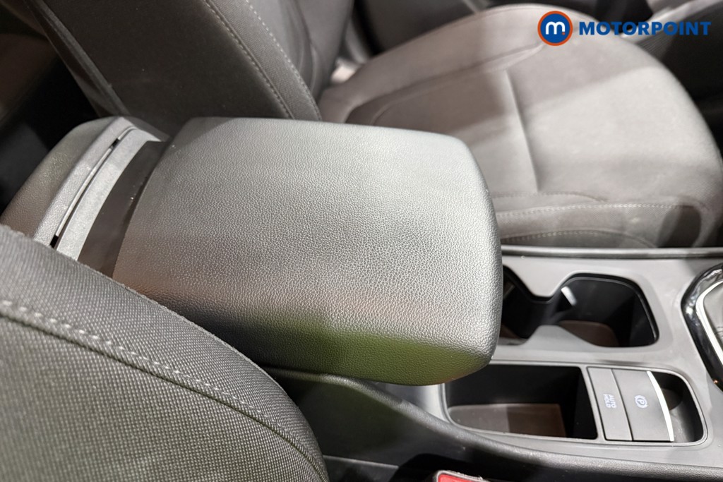 Hyundai Tucson Se Connect Manual Petrol SUV - Stock Number (1621341) - 13th supplementary image