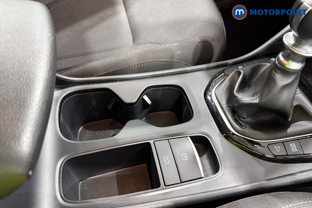 Hyundai Tucson Se Connect Manual Petrol SUV - Stock Number (1621341) - 14th supplementary image