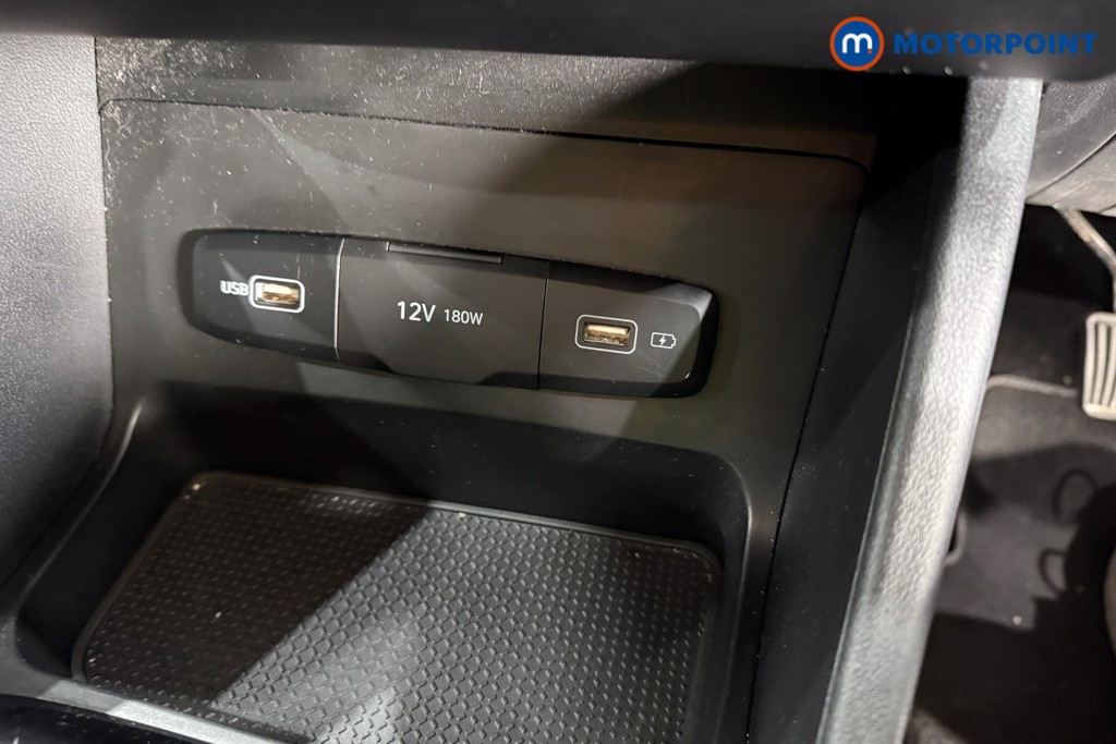 Hyundai Tucson Se Connect Manual Petrol SUV - Stock Number (1621341) - 17th supplementary image