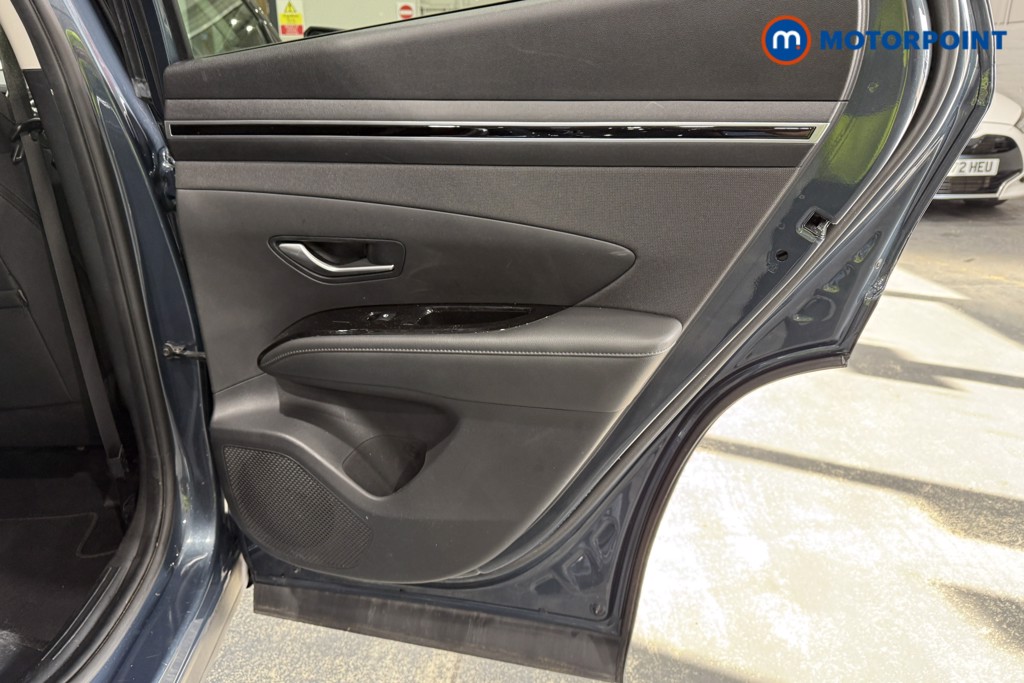 Hyundai Tucson Se Connect Manual Petrol SUV - Stock Number (1621341) - 23rd supplementary image