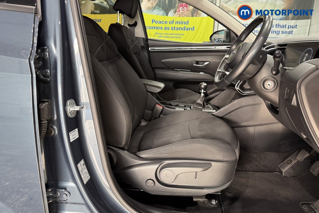 Hyundai Tucson Se Connect Manual Petrol SUV - Stock Number (1621341) - 1st supplementary image