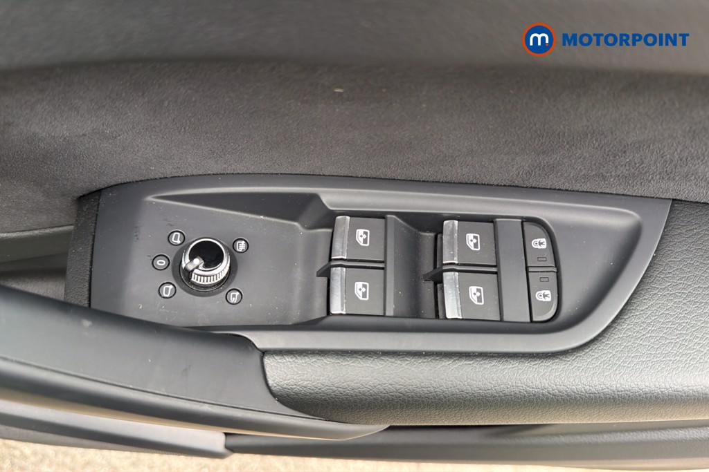 Audi Q5 S Line Automatic Petrol SUV - Stock Number (1621582) - 20th supplementary image