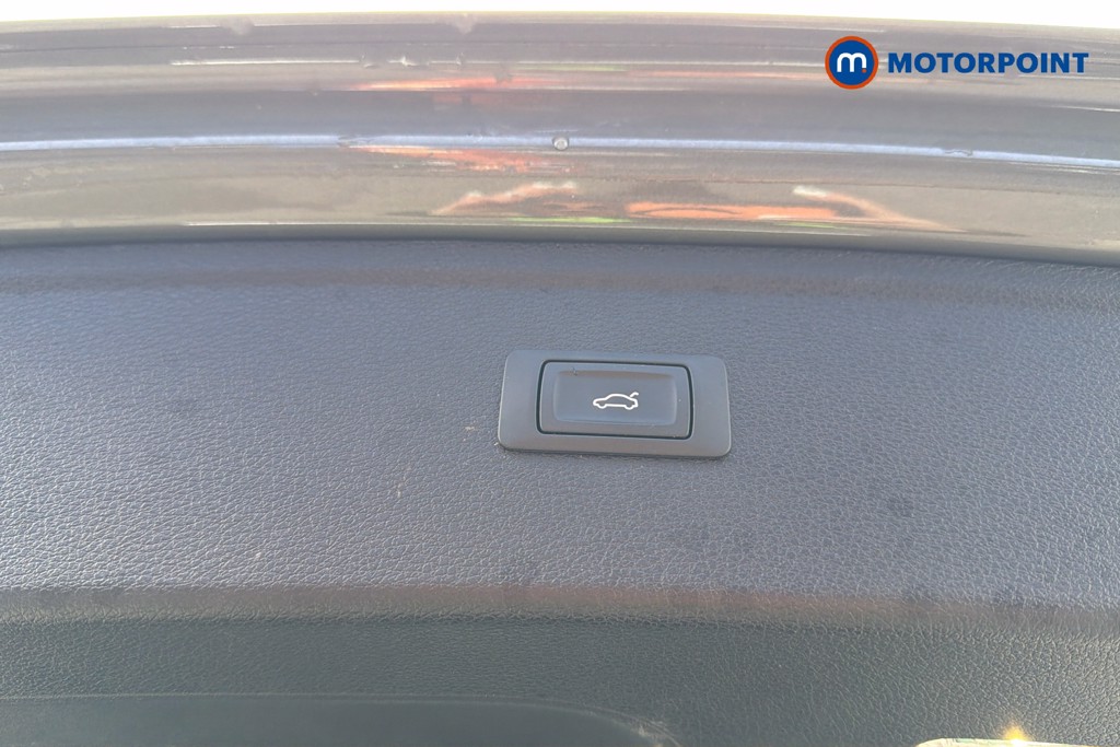 Audi Q5 S Line Automatic Petrol SUV - Stock Number (1621582) - 35th supplementary image