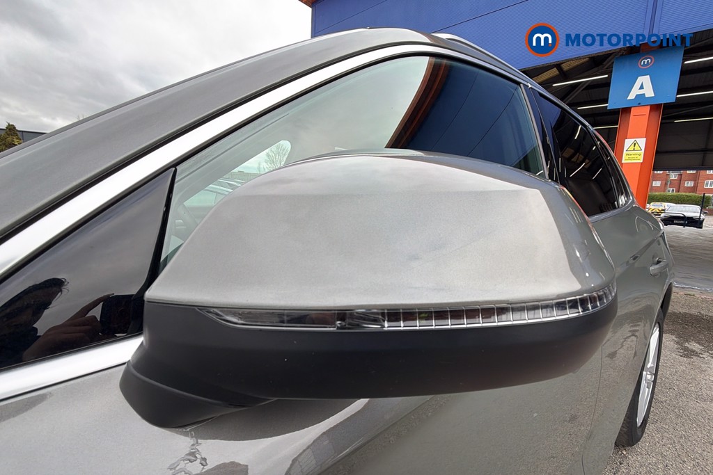 Audi Q5 S Line Automatic Petrol SUV - Stock Number (1621582) - 43rd supplementary image