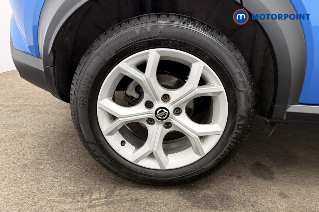 Nissan Juke N-Connecta Manual Petrol SUV - Stock Number (1621860) - 24th supplementary image