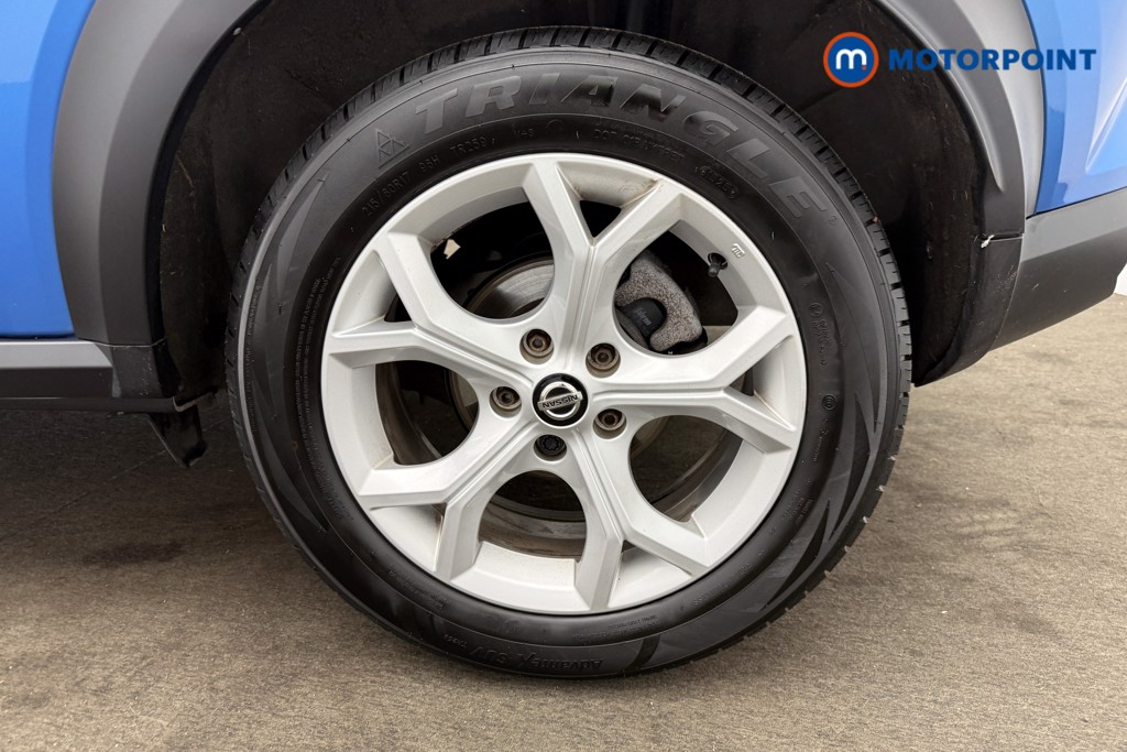 Nissan Juke N-Connecta Manual Petrol SUV - Stock Number (1621860) - 25th supplementary image