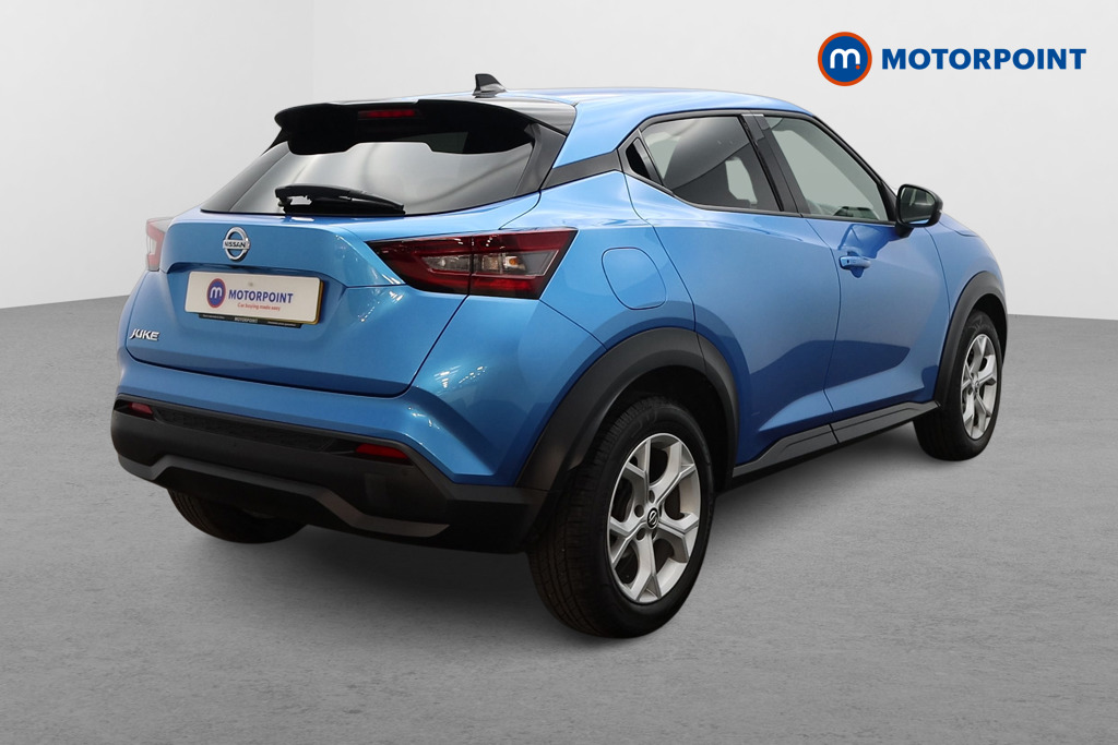 Nissan Juke N-Connecta Manual Petrol SUV - Stock Number (1621860) - Drivers side rear corner