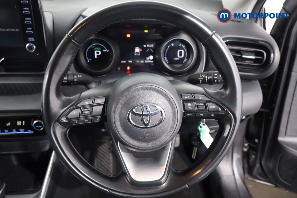 Toyota Yaris Design Automatic Petrol-Electric Hybrid Hatchback - Stock Number (1622531) - 6th supplementary image