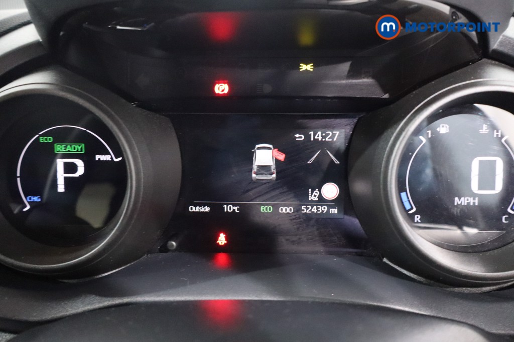Toyota Yaris Design Automatic Petrol-Electric Hybrid Hatchback - Stock Number (1622531) - 14th supplementary image