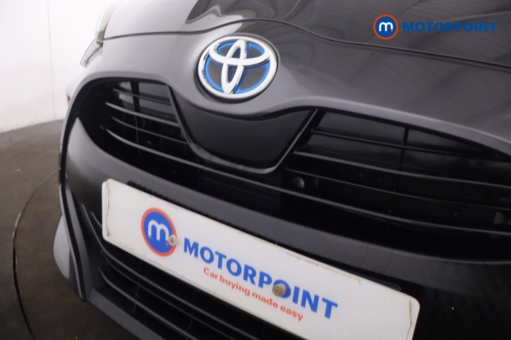 Toyota Yaris Design Automatic Petrol-Electric Hybrid Hatchback - Stock Number (1622531) - 30th supplementary image