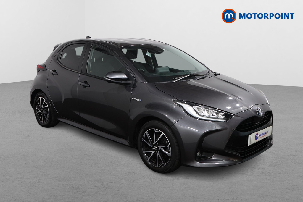 Toyota Yaris Design Automatic Petrol-Electric Hybrid Hatchback - Stock Number (1622531) - Drivers side front corner