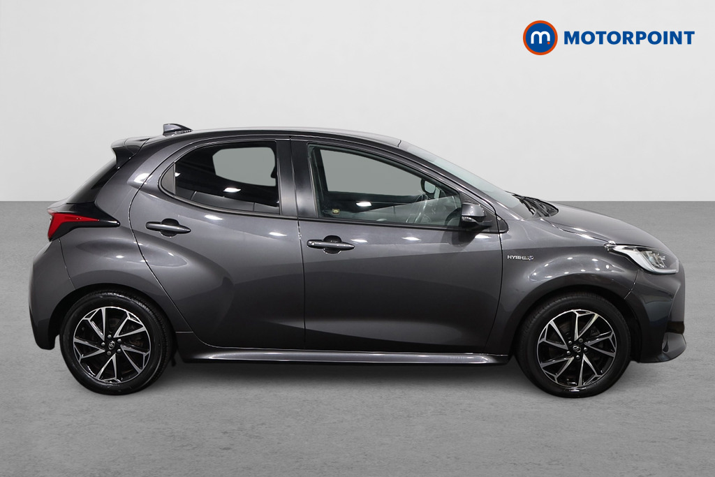 Toyota Yaris Design Automatic Petrol-Electric Hybrid Hatchback - Stock Number (1622531) - Drivers side