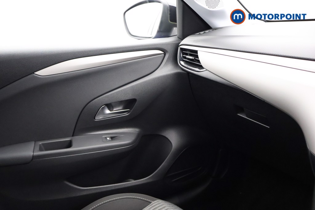 Vauxhall Corsa Se Edition Manual Petrol Hatchback - Stock Number (1622537) - 8th supplementary image