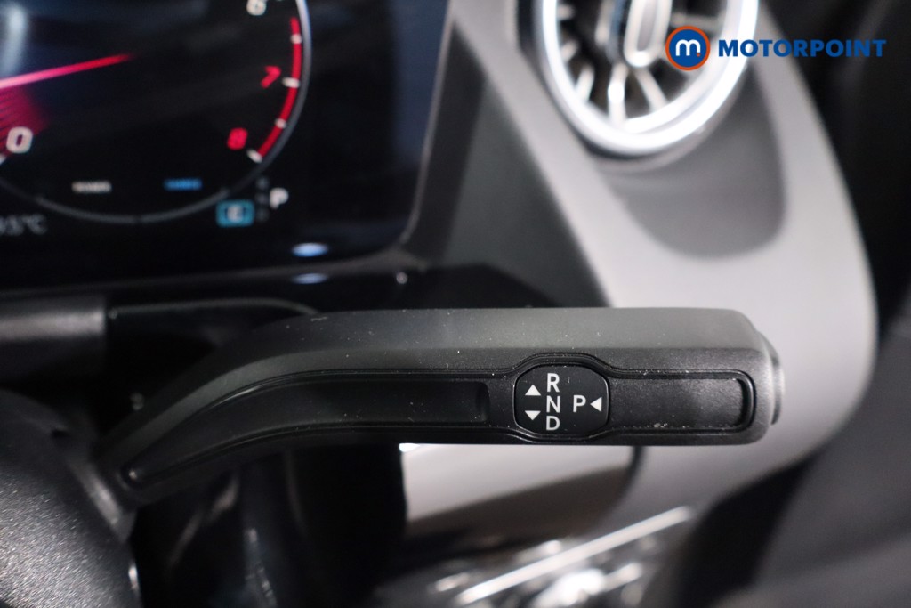 Mercedes-Benz GLA Amg Line Automatic Petrol SUV - Stock Number (1622737) - 15th supplementary image