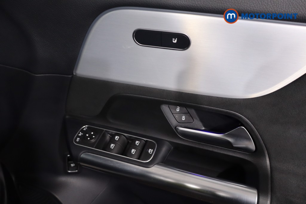 Mercedes-Benz GLA Amg Line Automatic Petrol SUV - Stock Number (1622737) - 26th supplementary image