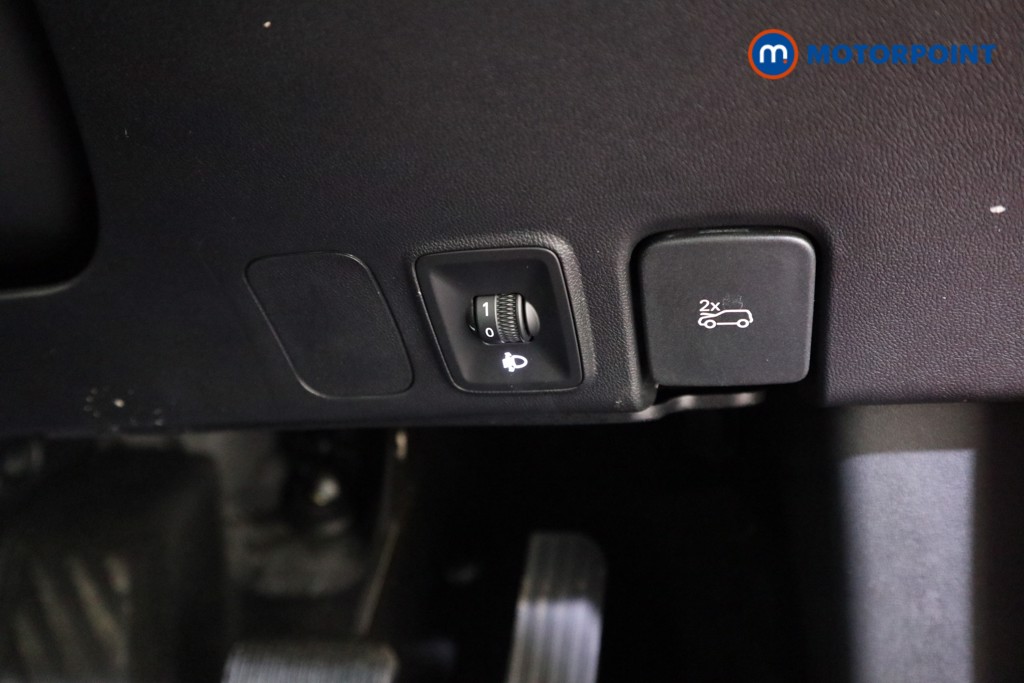 Mg Motor Uk HS SE Automatic Petrol-Electric Hybrid SUV - Stock Number (1622961) - 11th supplementary image