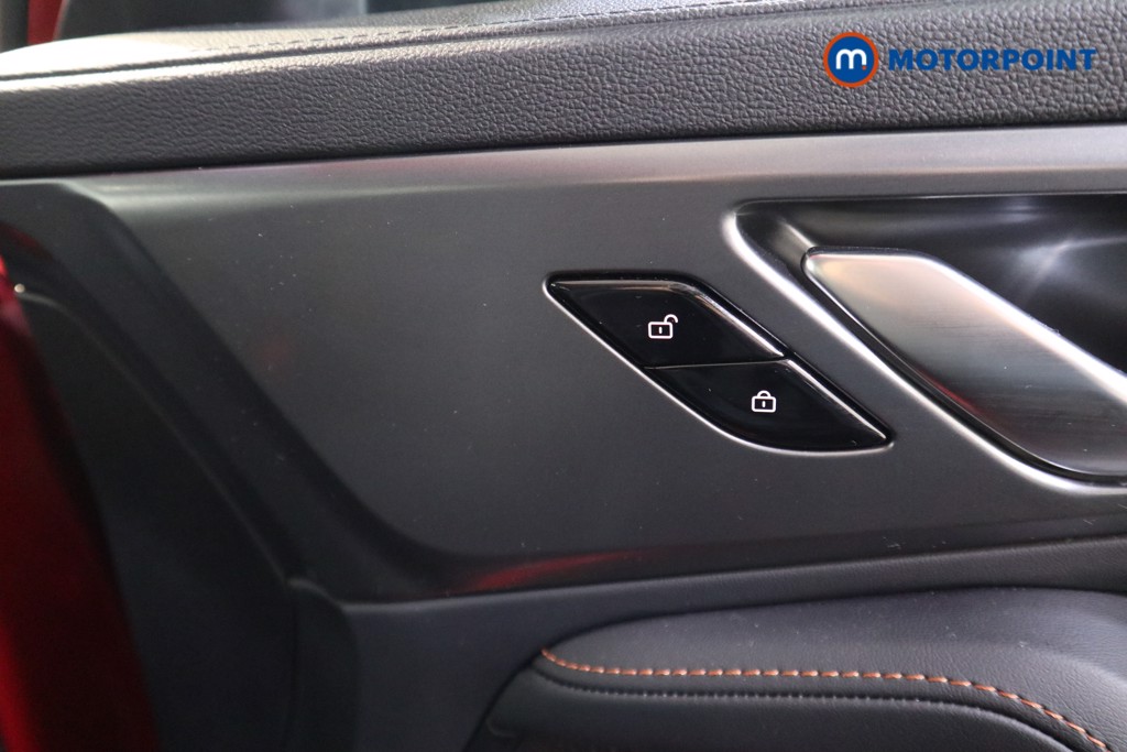 Mg Motor Uk HS SE Automatic Petrol-Electric Hybrid SUV - Stock Number (1622961) - 12th supplementary image