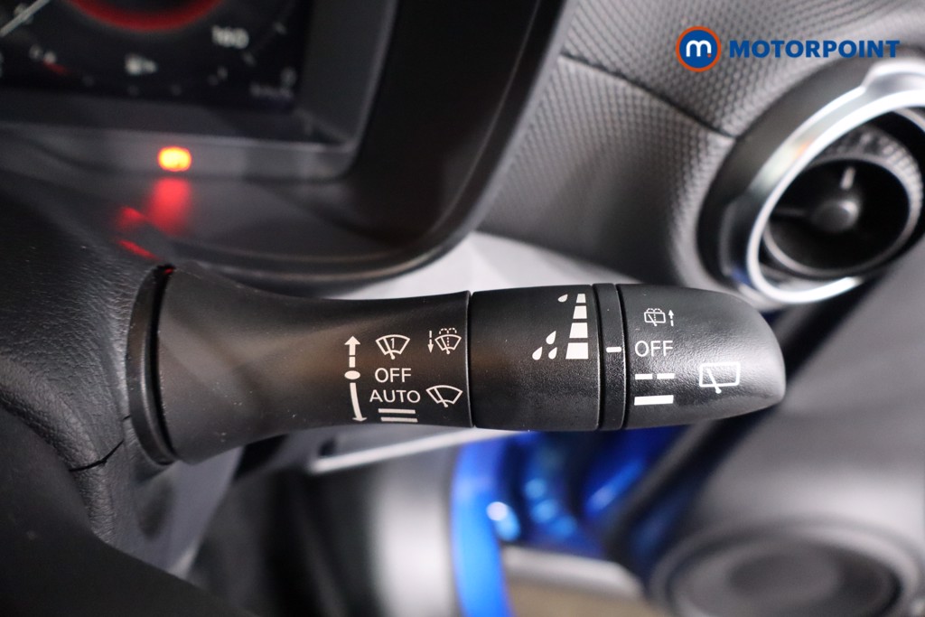 Nissan Juke N-Connecta Automatic Petrol-Electric Hybrid SUV - Stock Number (1623144) - 15th supplementary image