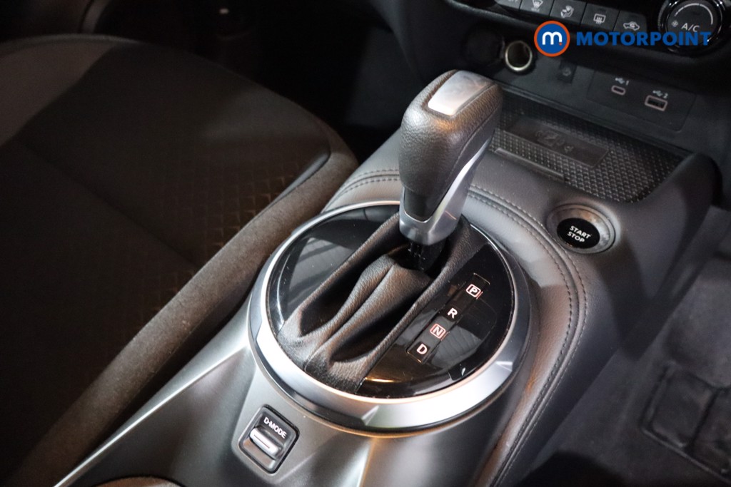 Nissan Juke N-Connecta Automatic Petrol-Electric Hybrid SUV - Stock Number (1623144) - 21st supplementary image