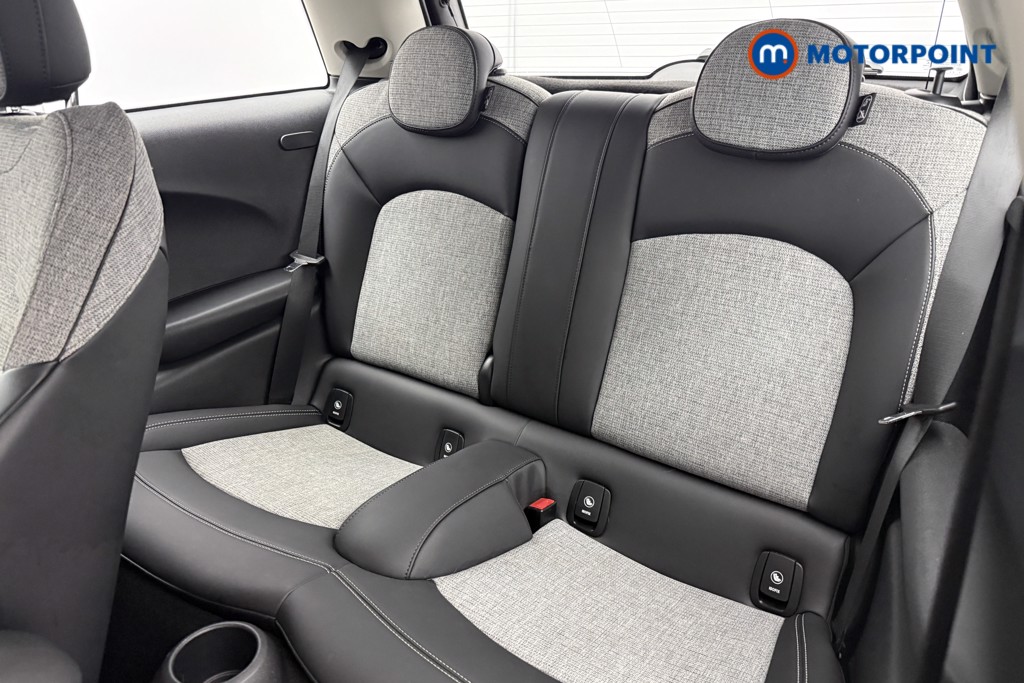 Mini Hatchback Cooper Classic Manual Petrol Hatchback - Stock Number (1623260) - 2nd supplementary image