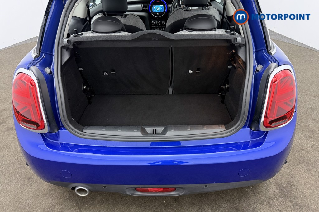 Mini Hatchback Cooper Classic Manual Petrol Hatchback - Stock Number (1623260) - 3rd supplementary image