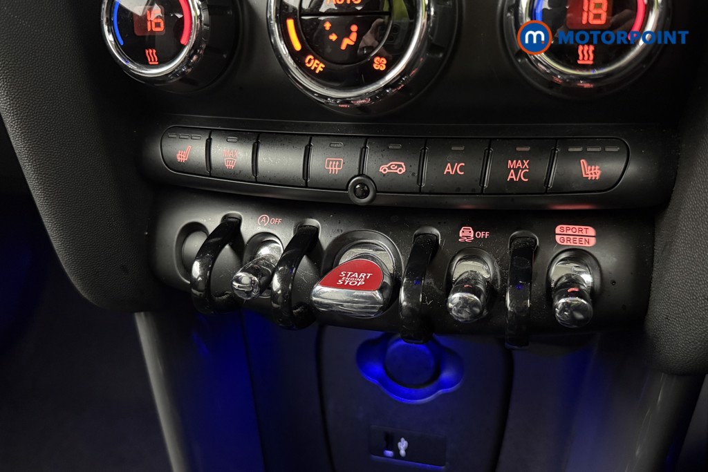 Mini Hatchback Cooper Classic Manual Petrol Hatchback - Stock Number (1623260) - 11th supplementary image