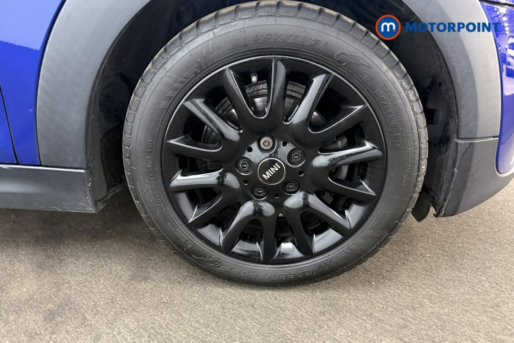 Mini Hatchback Cooper Classic Manual Petrol Hatchback - Stock Number (1623260) - 22nd supplementary image