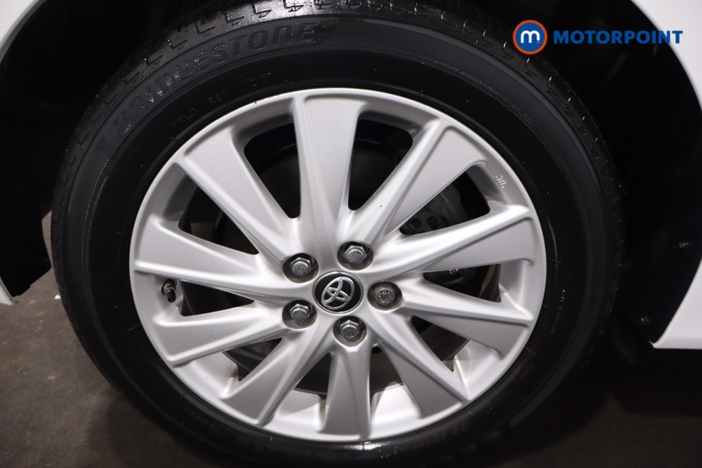 Toyota Yaris Icon Automatic Petrol-Electric Hybrid Hatchback - Stock Number (1623651) - 9th supplementary image