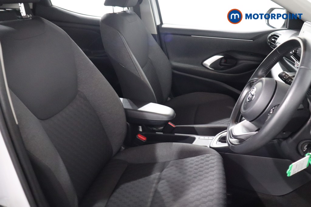 Toyota Yaris Icon Automatic Petrol-Electric Hybrid Hatchback - Stock Number (1623651) - 23rd supplementary image