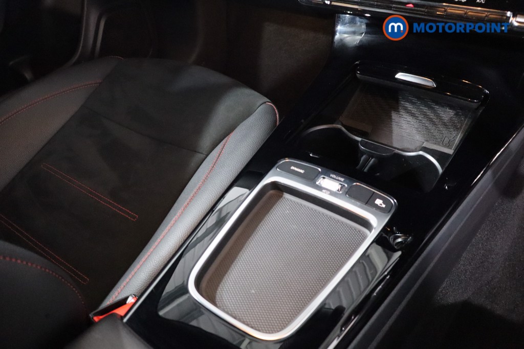 Mercedes-Benz CLA Amg Line Automatic Petrol Estate - Stock Number (1623711) - 20th supplementary image