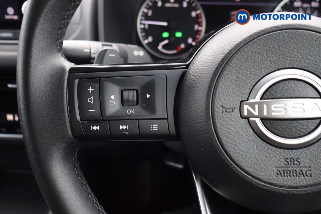 Nissan Qashqai Acenta Premium Automatic Petrol SUV - Stock Number (1623827) - 2nd supplementary image