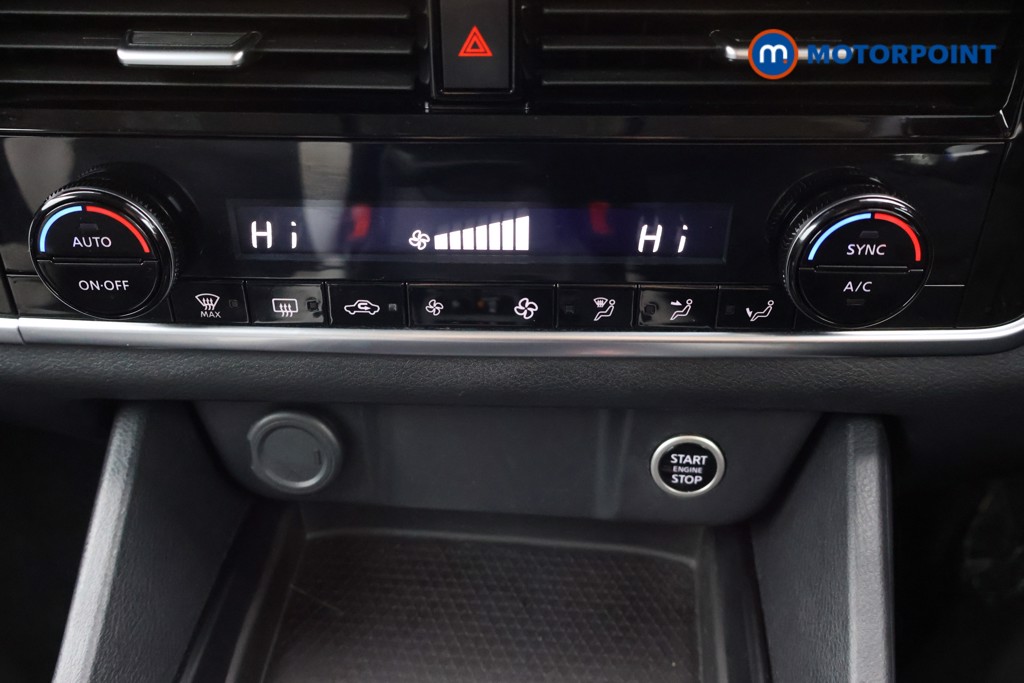Nissan Qashqai Acenta Premium Automatic Petrol SUV - Stock Number (1623827) - 6th supplementary image