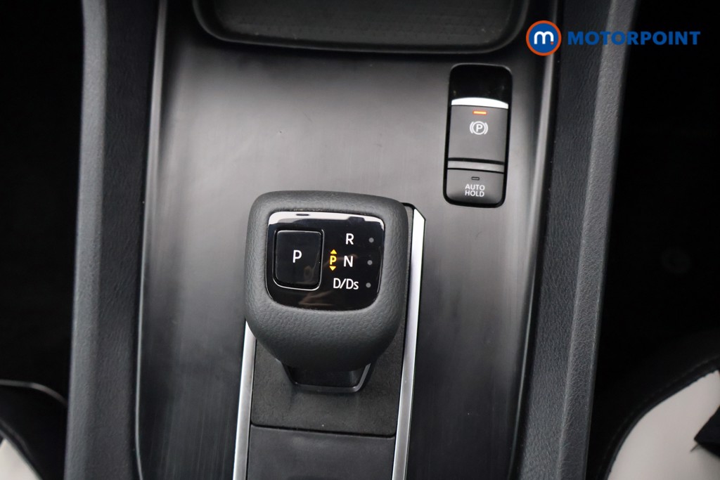 Nissan Qashqai Acenta Premium Automatic Petrol SUV - Stock Number (1623827) - 7th supplementary image