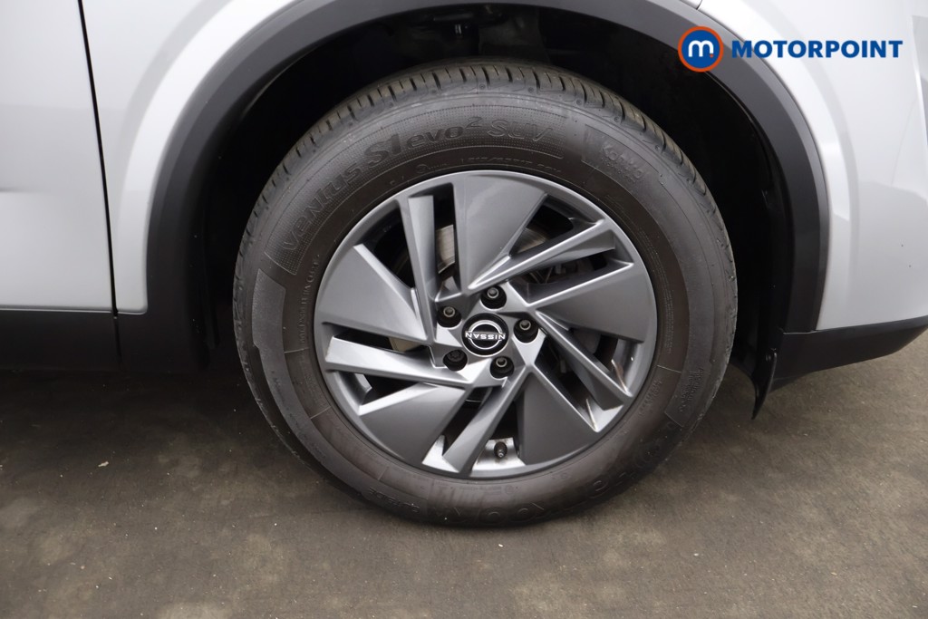 Nissan Qashqai Acenta Premium Automatic Petrol SUV - Stock Number (1623827) - 19th supplementary image