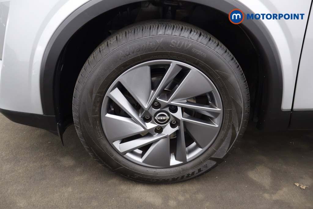 Nissan Qashqai Acenta Premium Automatic Petrol SUV - Stock Number (1623827) - 20th supplementary image