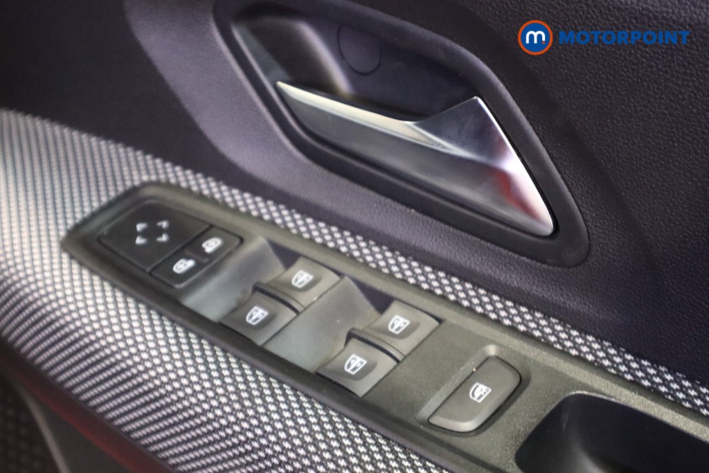 Dacia Sandero Comfort Manual Petrol Hatchback - Stock Number (1624468) - 13th supplementary image