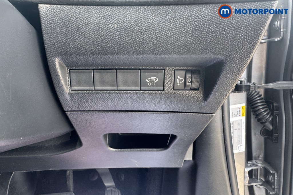 Peugeot 2008 Allure Automatic Petrol SUV - Stock Number (1606965) - 17th supplementary image