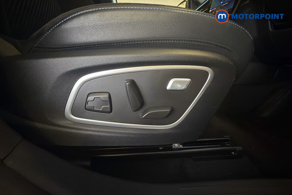 Renault Austral Iconic Esprit Alpine Automatic Petrol-Electric Hybrid SUV - Stock Number (1607282) - 25th supplementary image