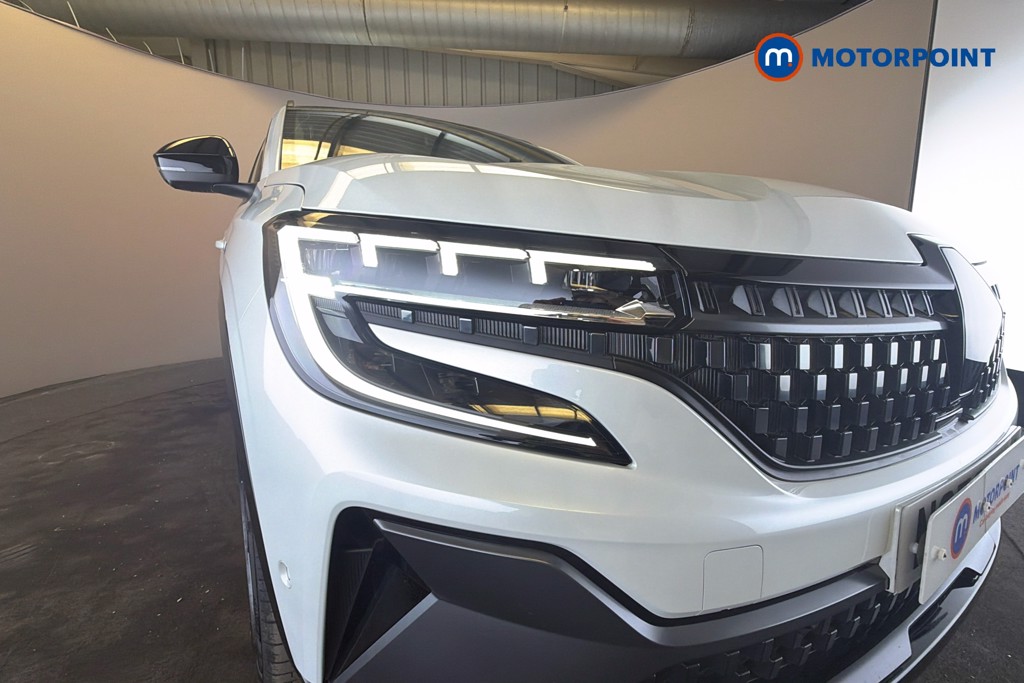 Renault Austral Iconic Esprit Alpine Automatic Petrol-Electric Hybrid SUV - Stock Number (1607282) - 44th supplementary image