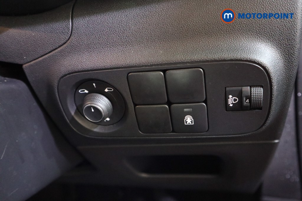 Citroen C3 Shine Plus Manual Petrol Hatchback - Stock Number (1608472) - 11th supplementary image