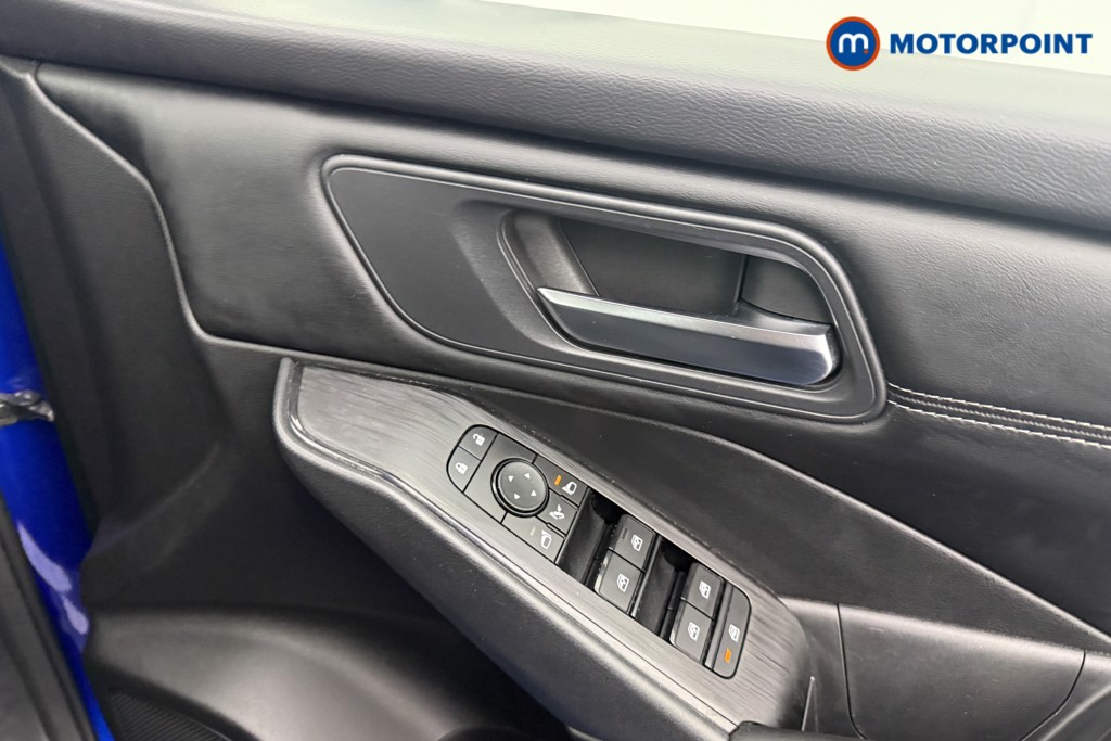 Nissan Qashqai Acenta Premium Manual Petrol SUV - Stock Number (1608499) - 9th supplementary image