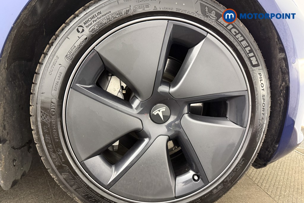 Tesla Model 3 Long Range Automatic Electric Saloon - Stock Number (1610286) - 10th supplementary image