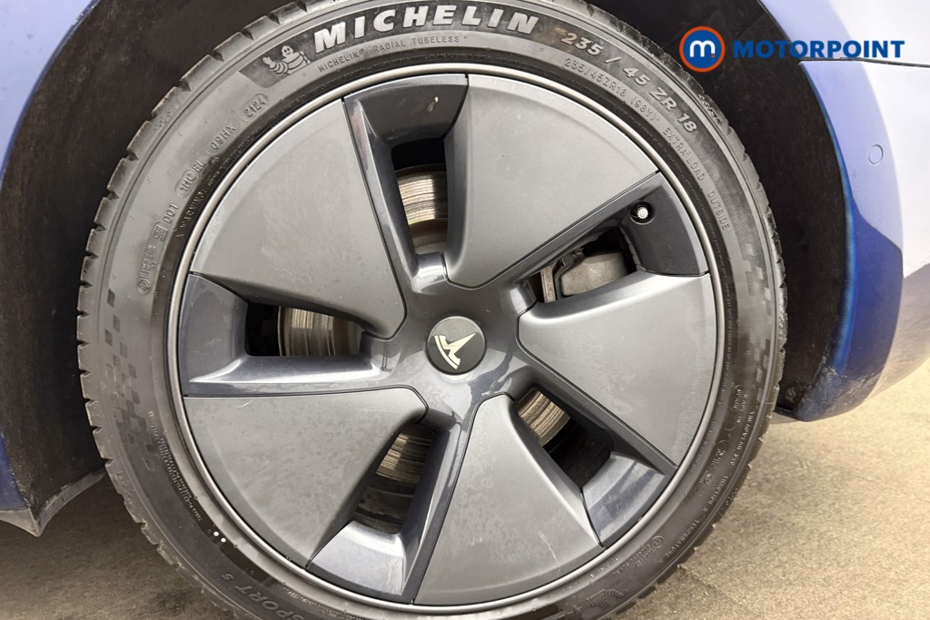 Tesla Model 3 Long Range Automatic Electric Saloon - Stock Number (1610286) - 12th supplementary image
