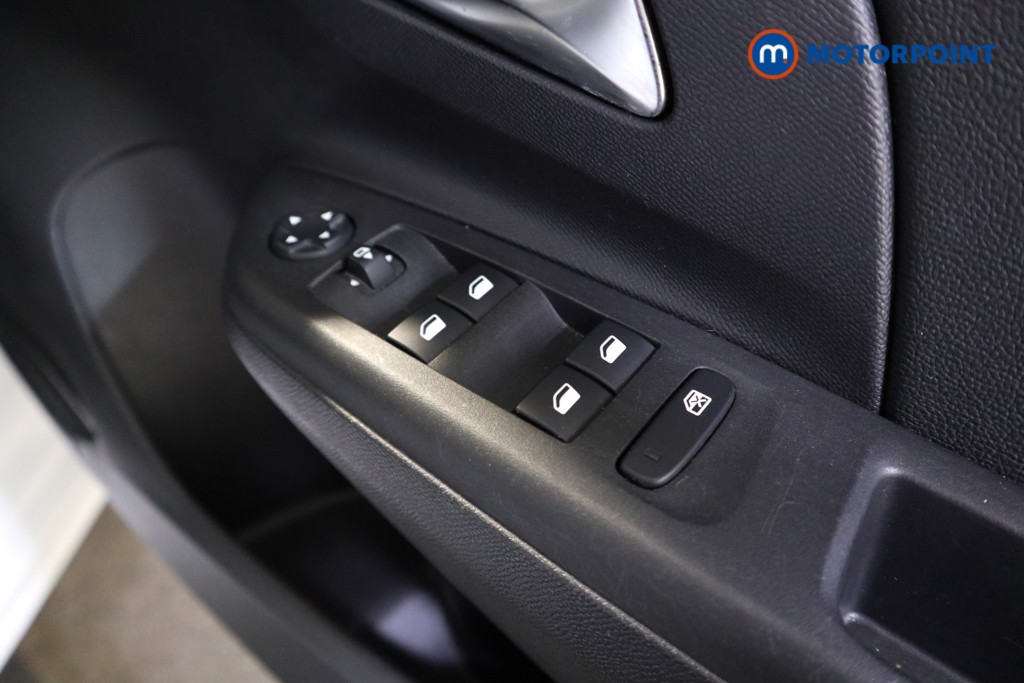 Vauxhall Corsa GS Manual Petrol Hatchback - Stock Number (1611270) - 13th supplementary image