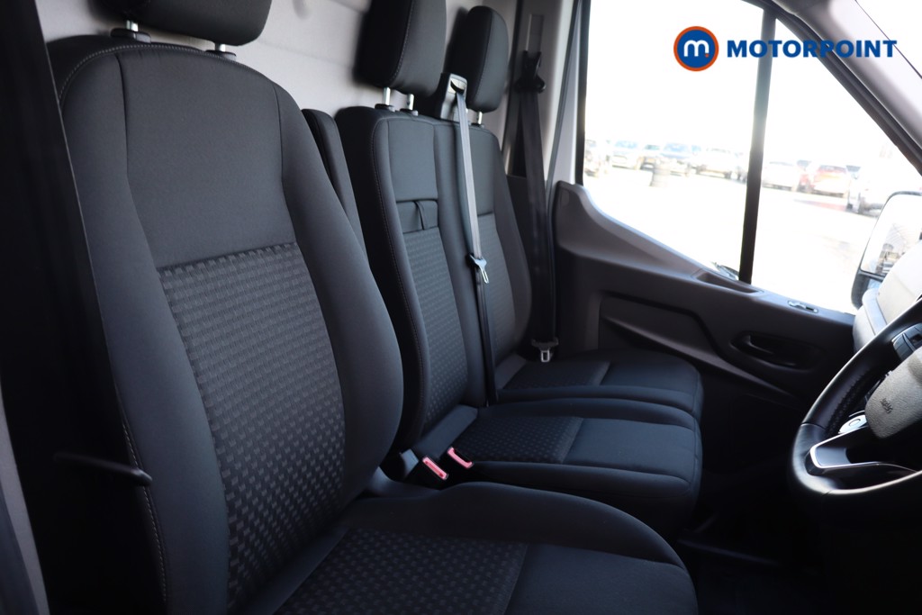 Ford Transit Limited Automatic Diesel Medium Roof Van - Stock Number (1611445) - 20th supplementary image