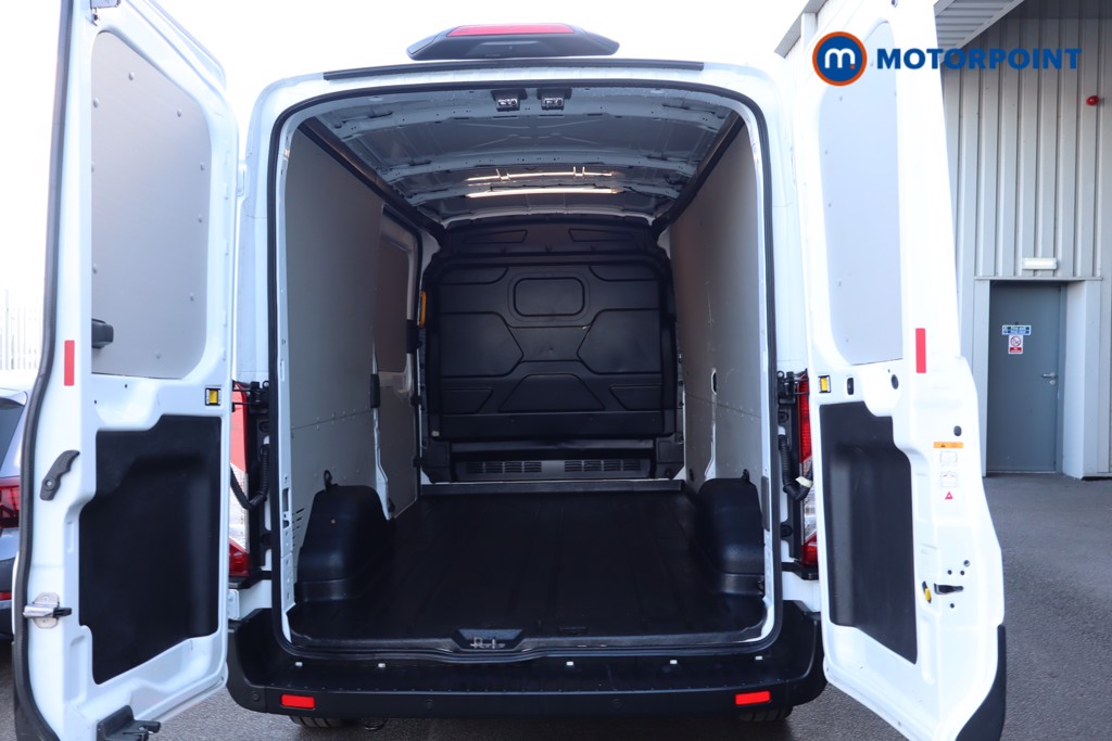 Ford Transit Limited Automatic Diesel Medium Roof Van - Stock Number (1611445) - 33rd supplementary image