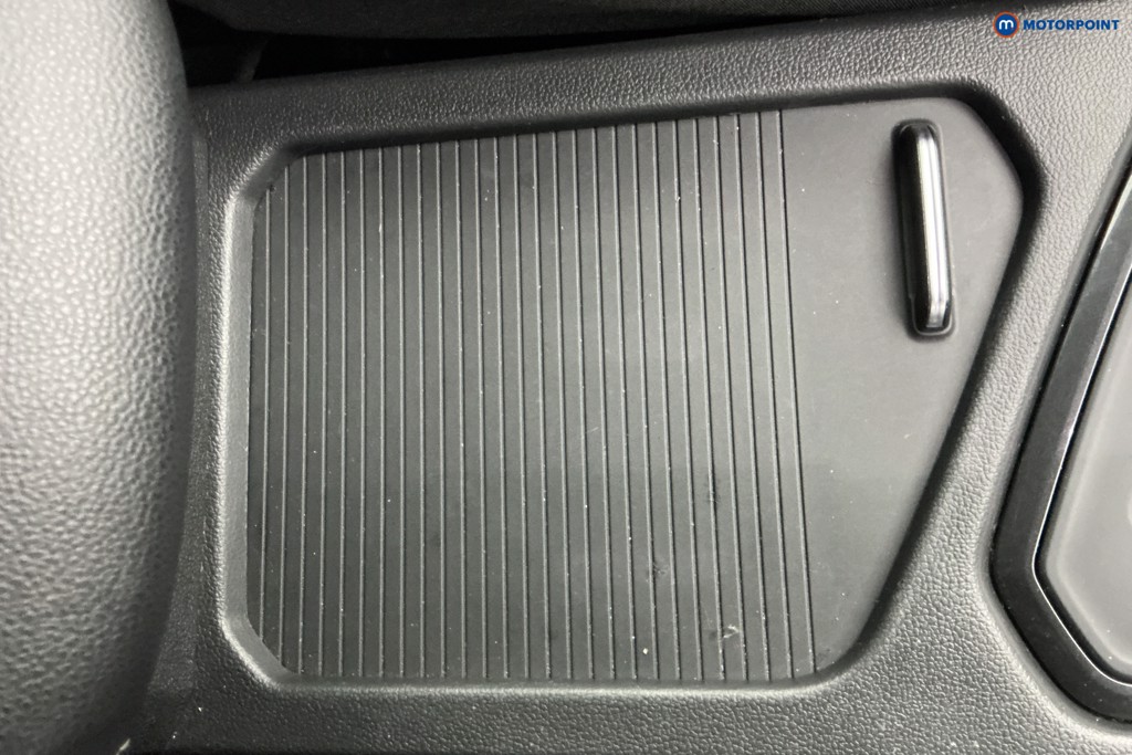 Volkswagen Tiguan R-Line Tech Automatic Petrol SUV - Stock Number (1612136) - 19th supplementary image