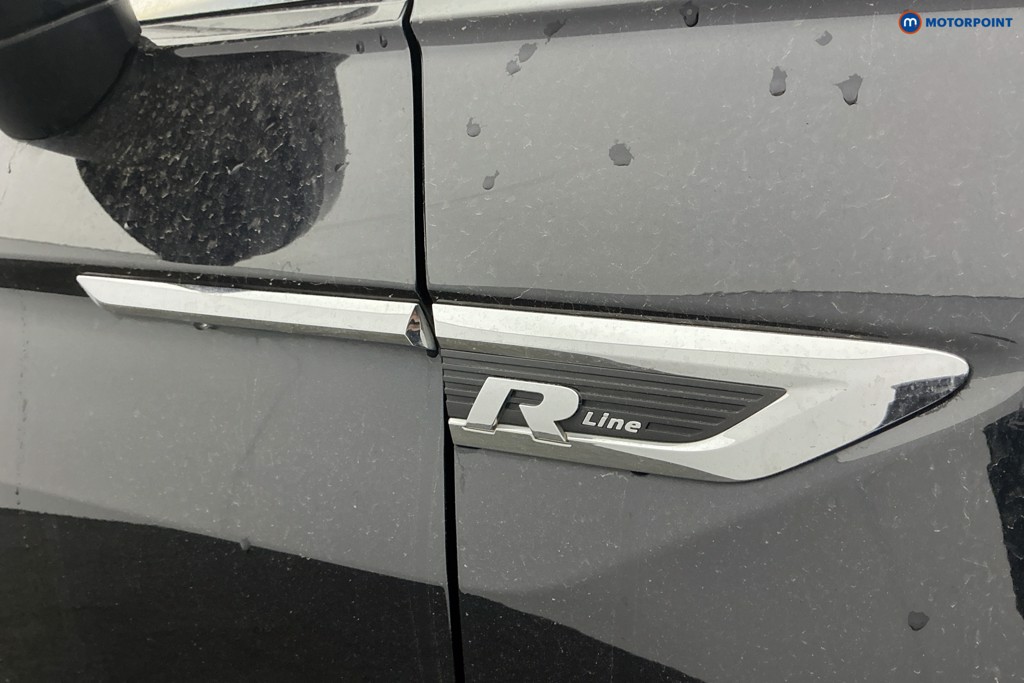 Volkswagen Tiguan R-Line Tech Automatic Petrol SUV - Stock Number (1612136) - 33rd supplementary image