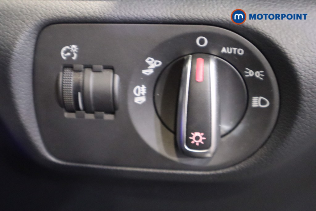 Audi Q3 Sport Manual Petrol SUV - Stock Number (1612464) - 17th supplementary image